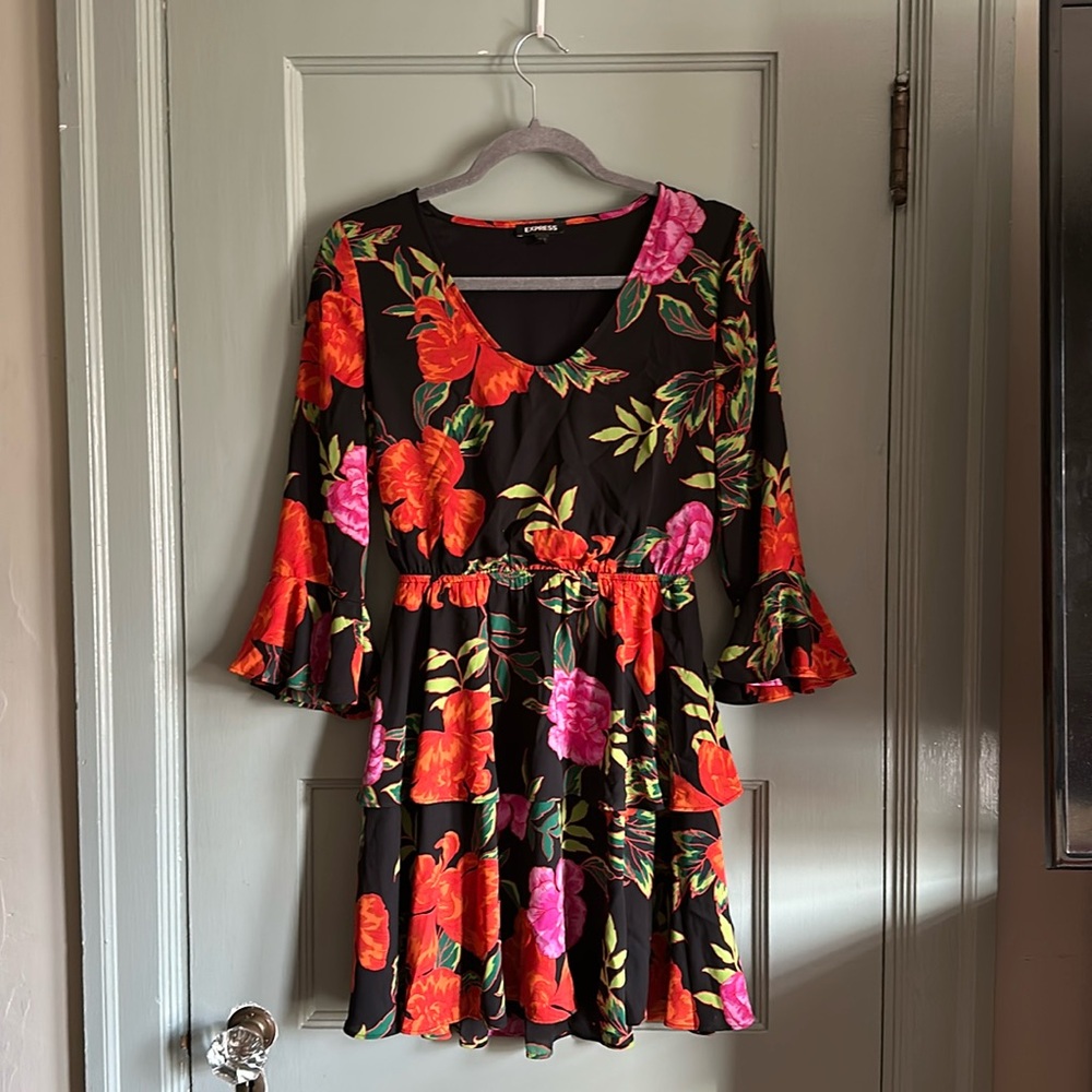 Beautiful Express Dress - excellent condition!